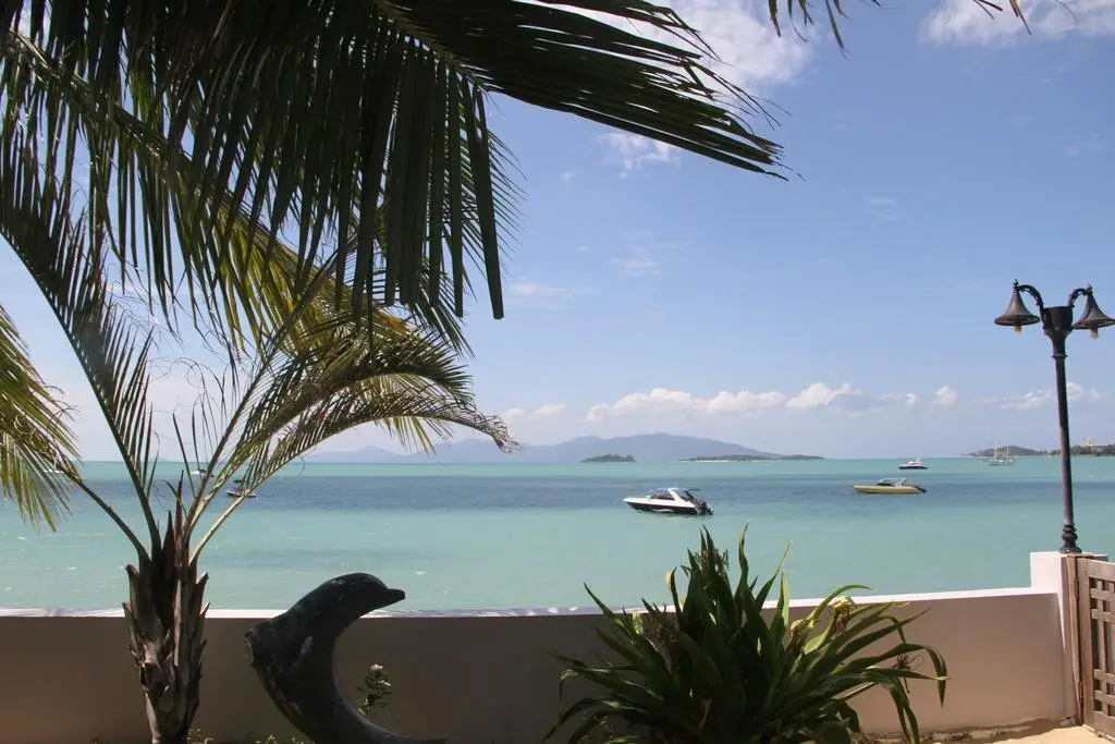 Самуи: The Boardroom Beach Bungalows