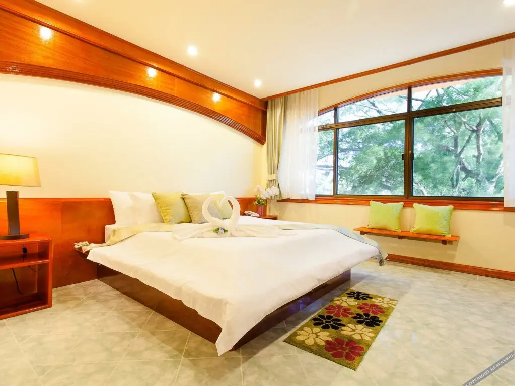 Муанг: ID residences Phuket