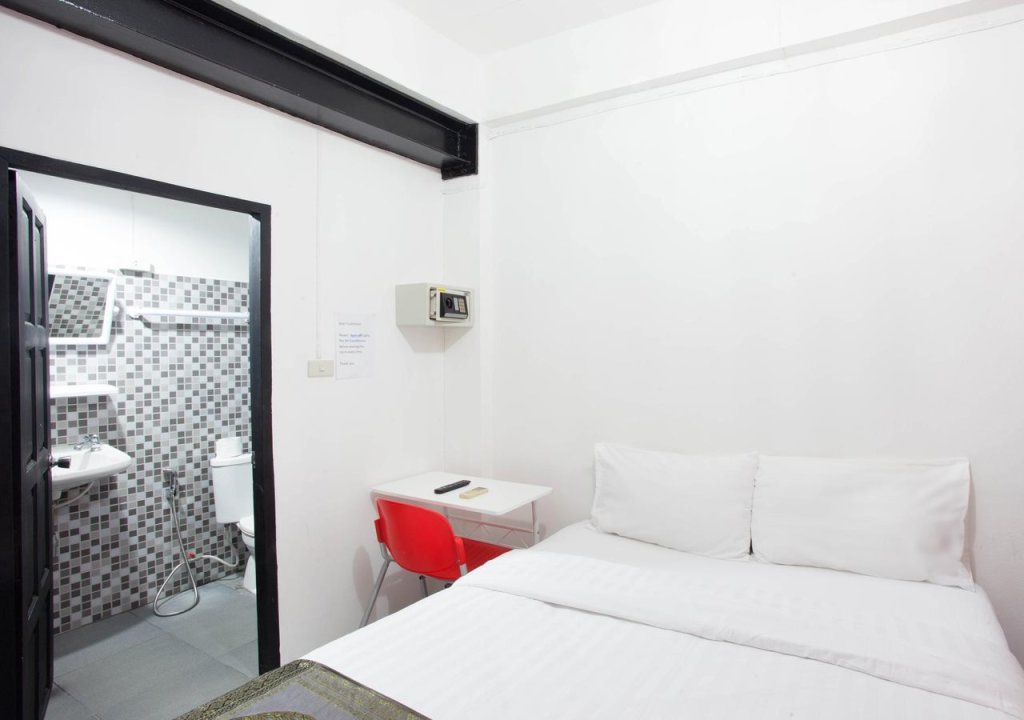 Кату: Bella Guesthouse Patong