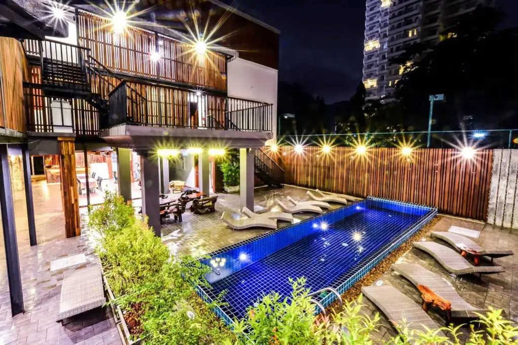 Пхукет: Lap Roi Karon Beachfront