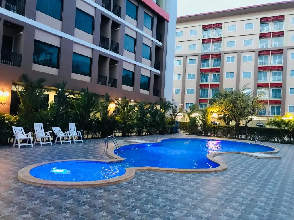 Хатъяй: TTT Hotel