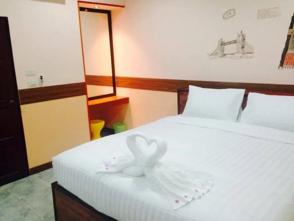 Тхаланг: Airport Phuket Garden Resort
