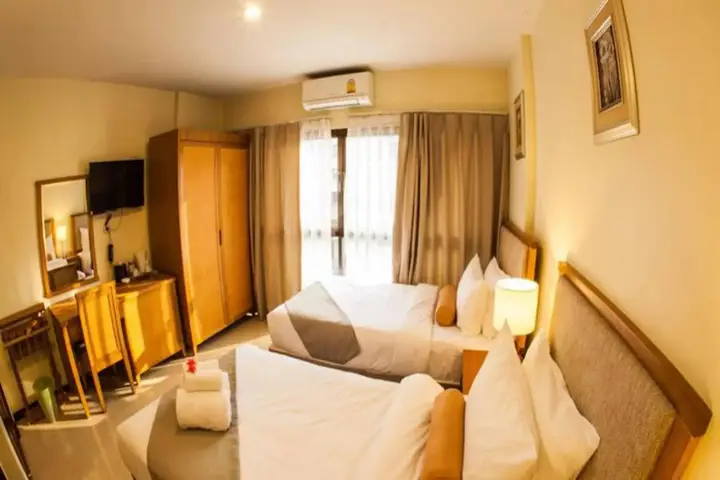 Паттайя: Babylon Palace Hotel