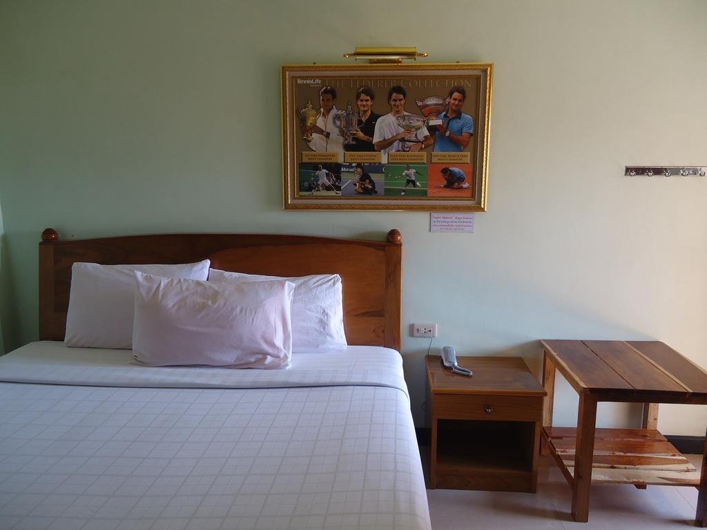 Phadaeng Hotel — фото 1
