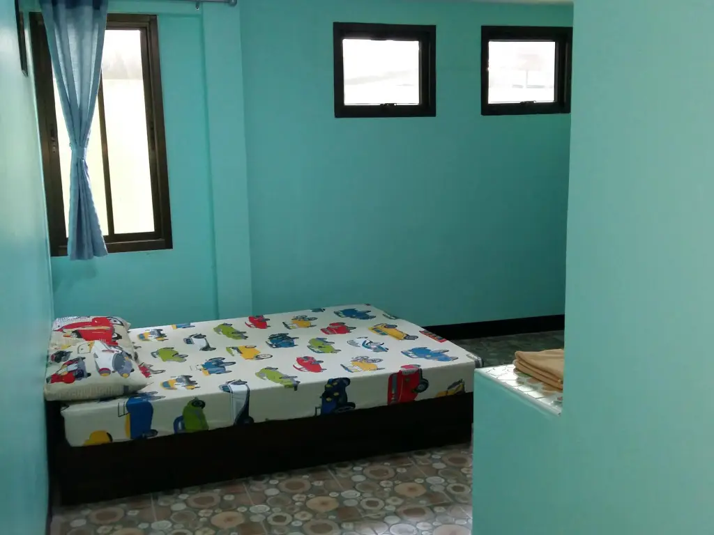 Бангкок: New C.H. Guest House