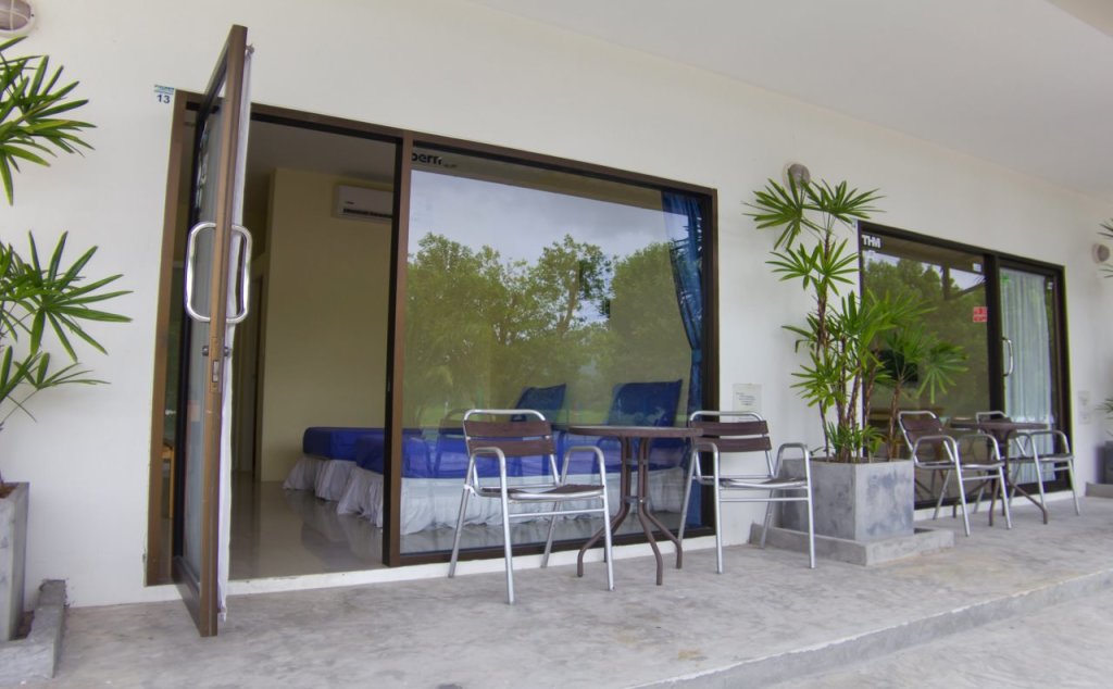 Кату: Phuket Wake Park Apartments
