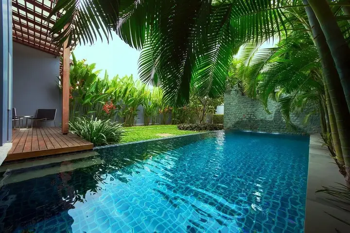 Муанг: Villa Kowhai: Onyx style Nai Harn Beach