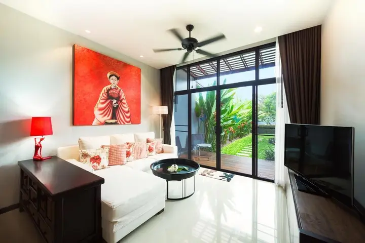 Муанг: Villa Kowhai: Onyx style Nai Harn Beach