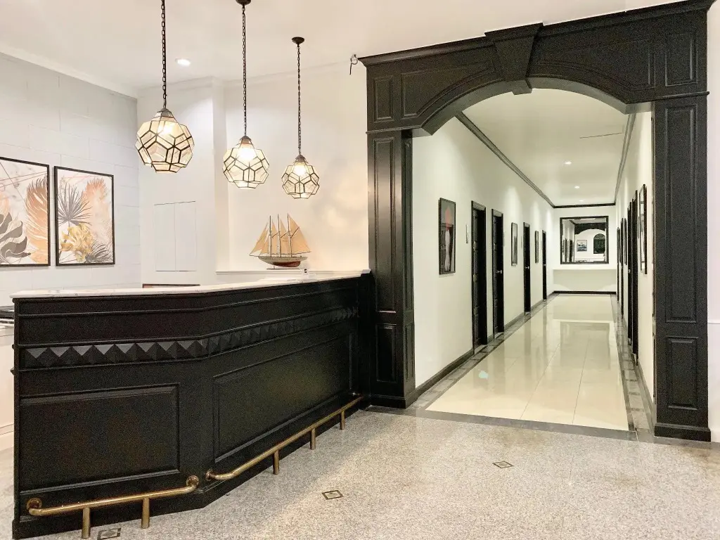 Чаам: Chaleelay Hotel