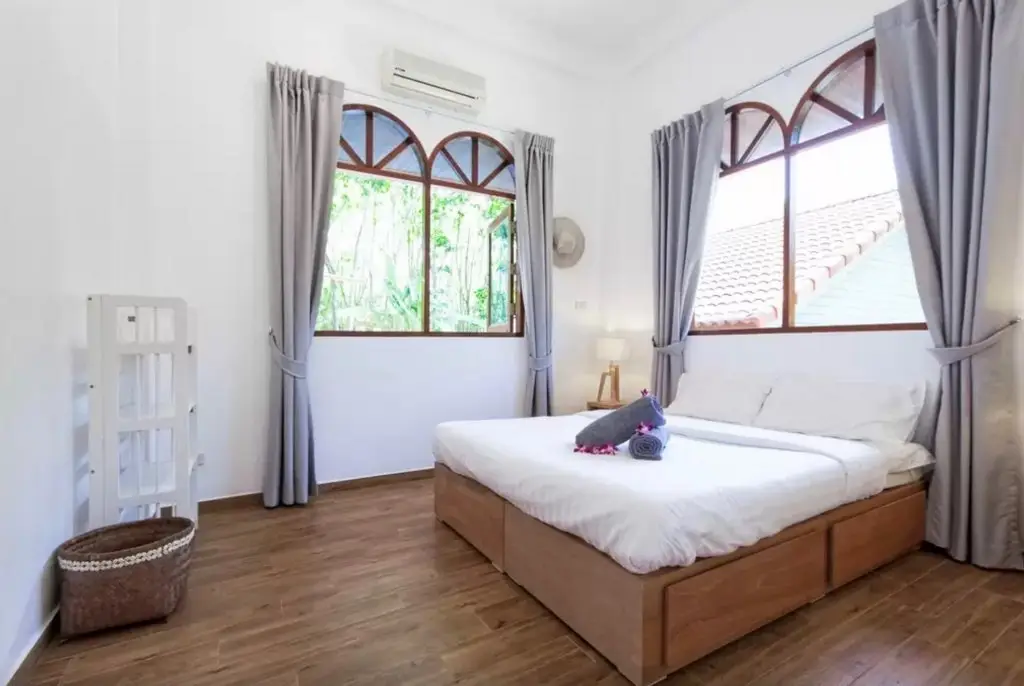 Тхаланг: Paklok Traditional Thai Villa(ป่าคลอก เทรดิชันนัล ไทย วิลลา)