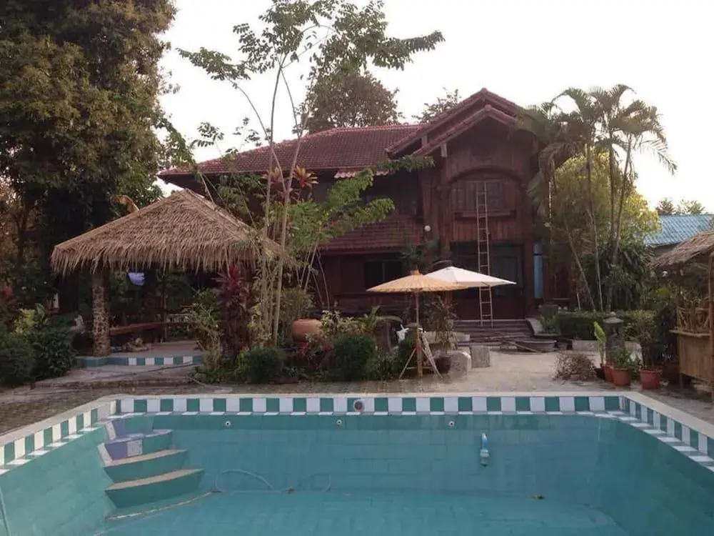 Накхоннайок: Villa Aden Organic Resort