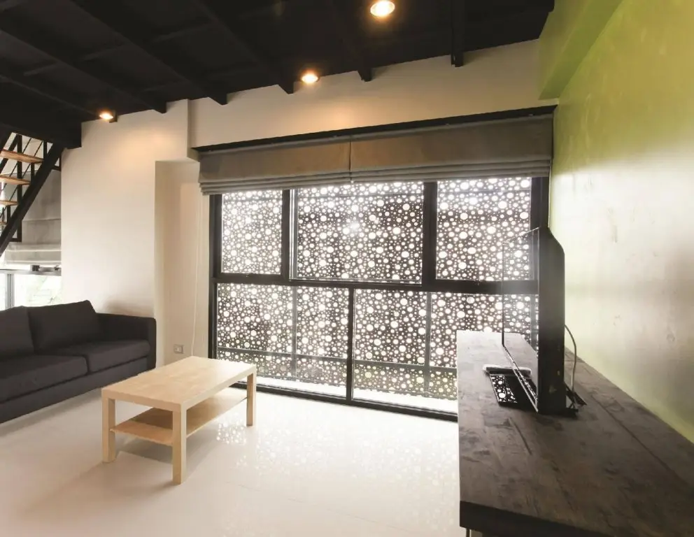 Бангкок: Varrzon Residence Srinakarin 56