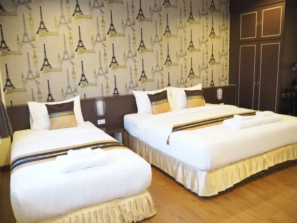 Сураттхани: Suksomboon Hotel