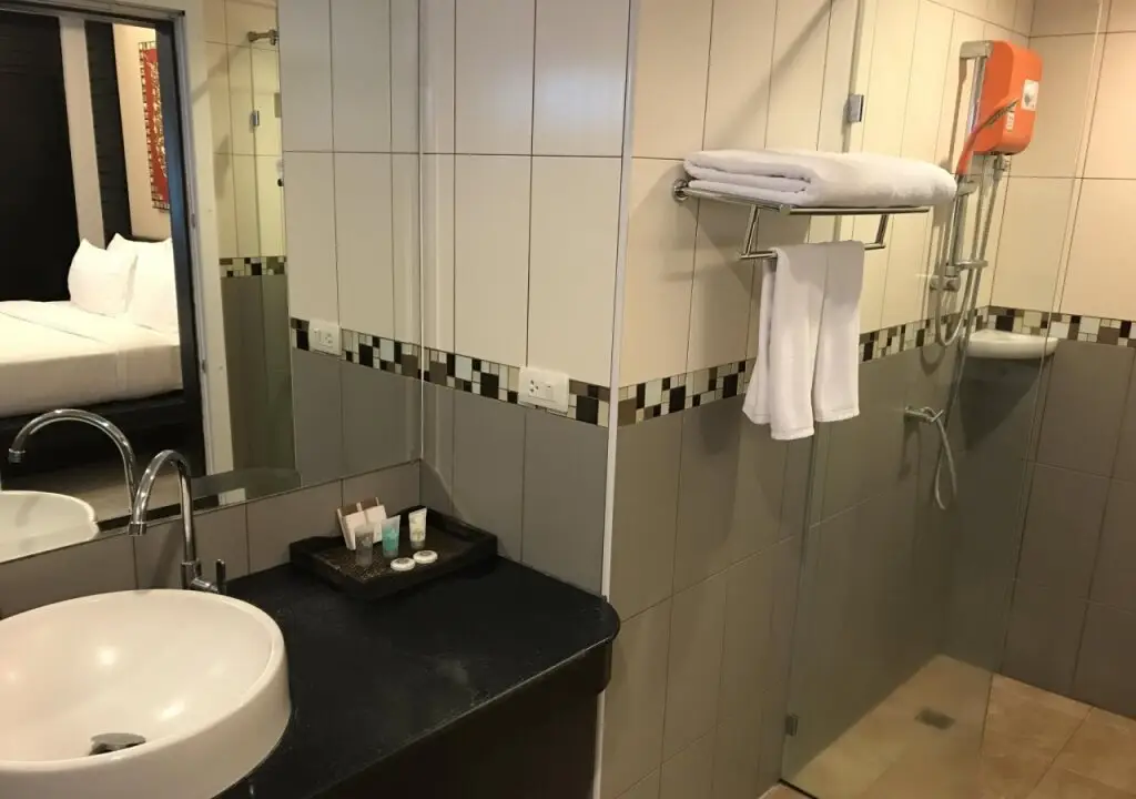 Муанг: Lulu Hotel