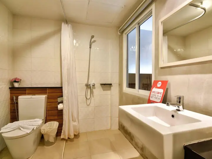 Муанг: Nida Rooms Ratsada Laem Hin Pier