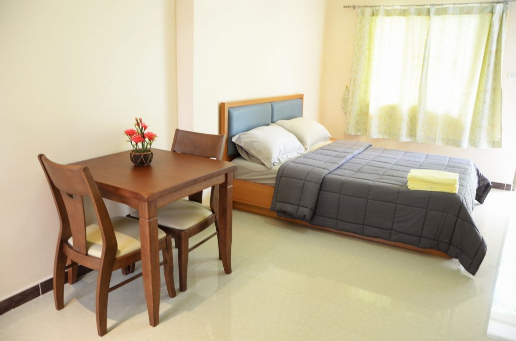 Паттайя: ANA Apartment