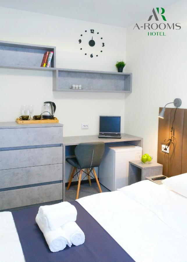 Владивосток: A-Rooms