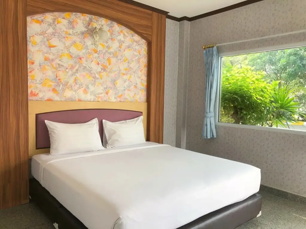 Исторический парк Kamphaeng Phet: Soda Resort