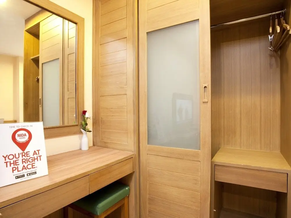 Бангкок: 曼谷三6体育馆地标奈达酒店(Nida Rooms Triple 6 Stadium Landmark)