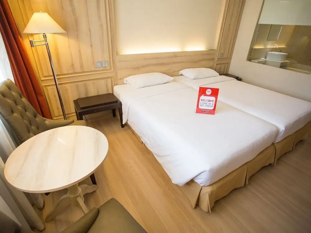 Бангкок: NIDA Rooms Rajchathewi 588 Royal Grand
