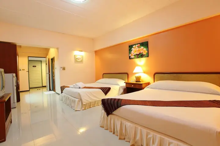 Бангкок: Regent Ramkhamhaeng and Apartment
