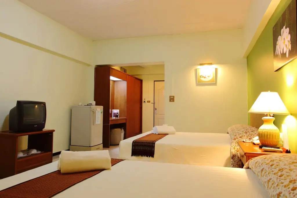 Бангкок: Regent Ramkhamhaeng and Apartment