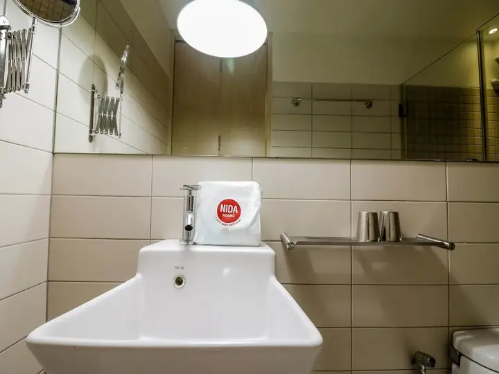Бангкок: Nida Rooms the Metro Bangrak 210
