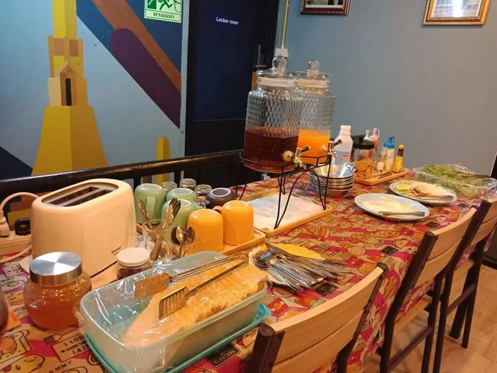 Бангкок: Zee Thai Hostel