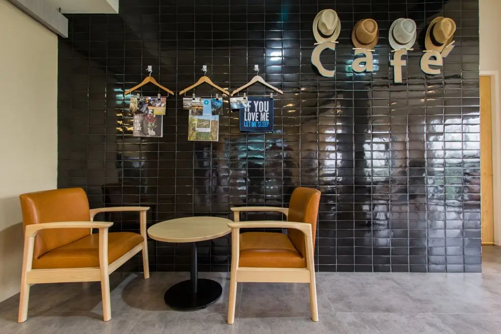 Бангкок: Lazy Sunday Hostel