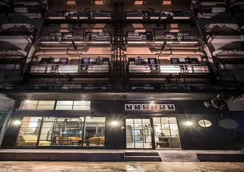 Jellybean The Blocks Hostel Sukhumvit 10 — фото 1
