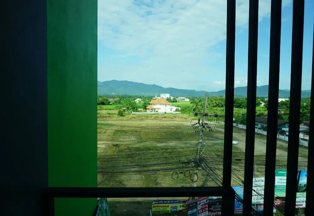 Бан-Пао: Phrao Place