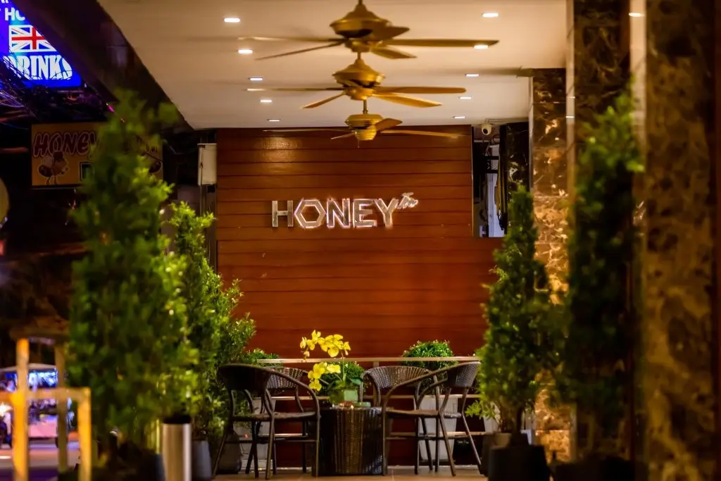 Паттайя: Honey Inn