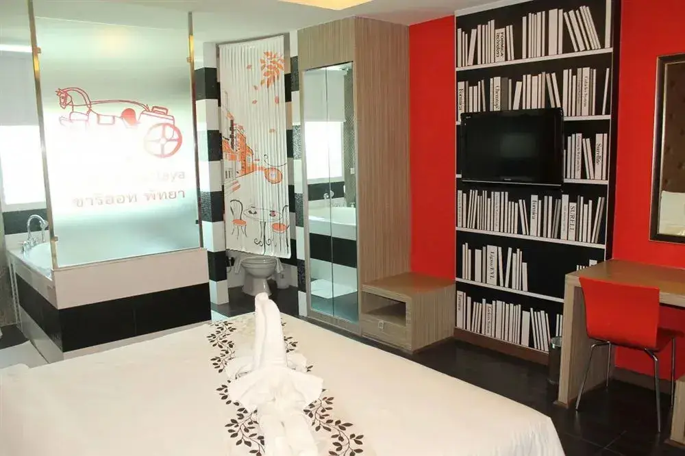 Паттайя: Chariot Pattaya Residence