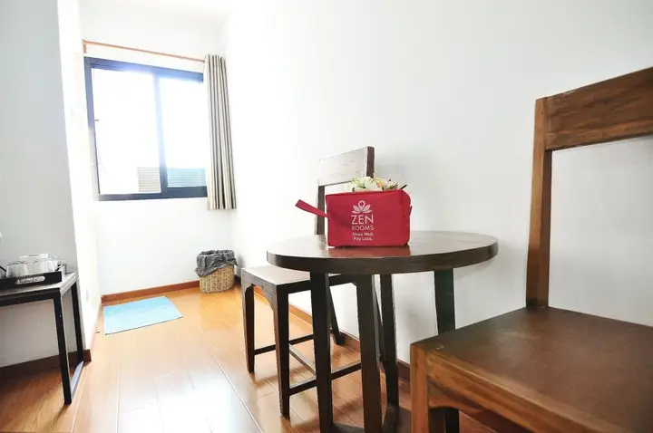 Бангкок: Отель ZEN Rooms Suthisan