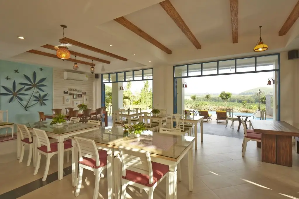 Пак-Чонг: Santosha- Health&Lifestyle Resort