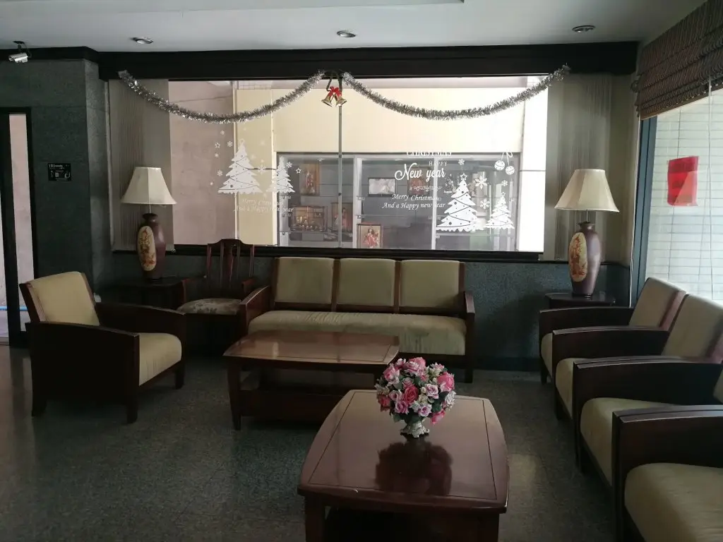 Кхлонг-Янг: Srivichai Hotel