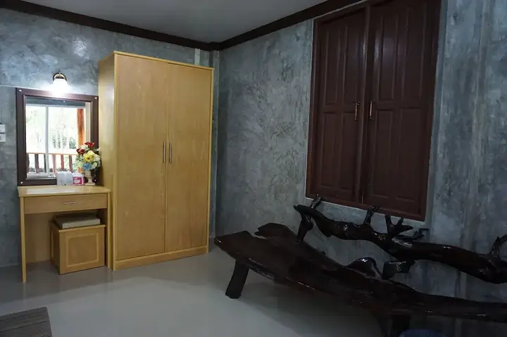 Лансака: Mahachai Resort