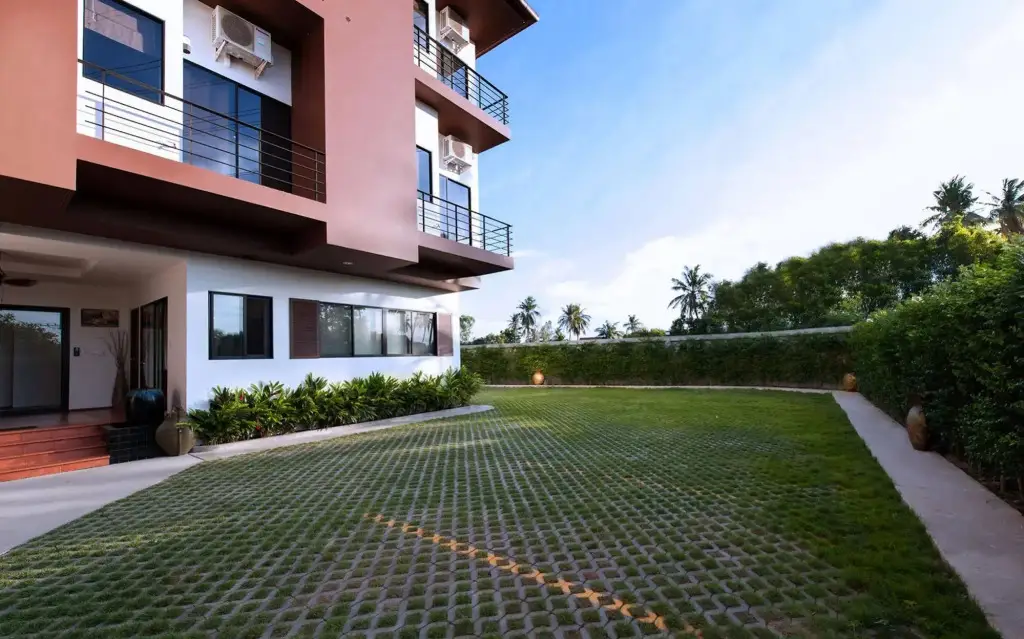 Vantage Resort — фото 1