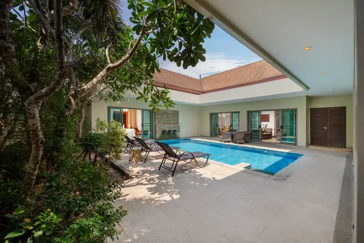 Муанг: Вилла Nai Harn Pool Villa Bond