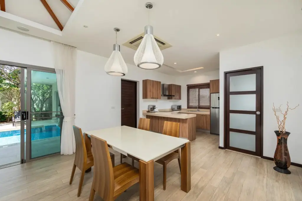 Муанг: Вилла Nai Harn Pool Villa Bond