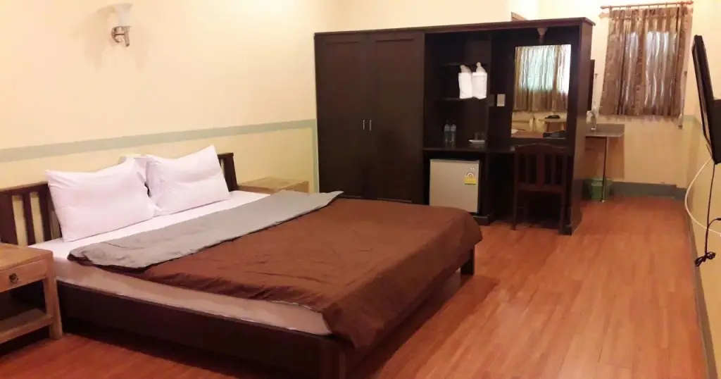 Фанг: PN Hotel