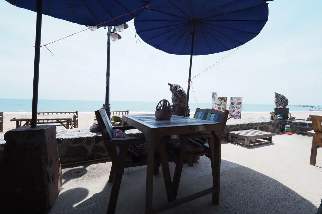 Чаам: Sea Breeze Guest House