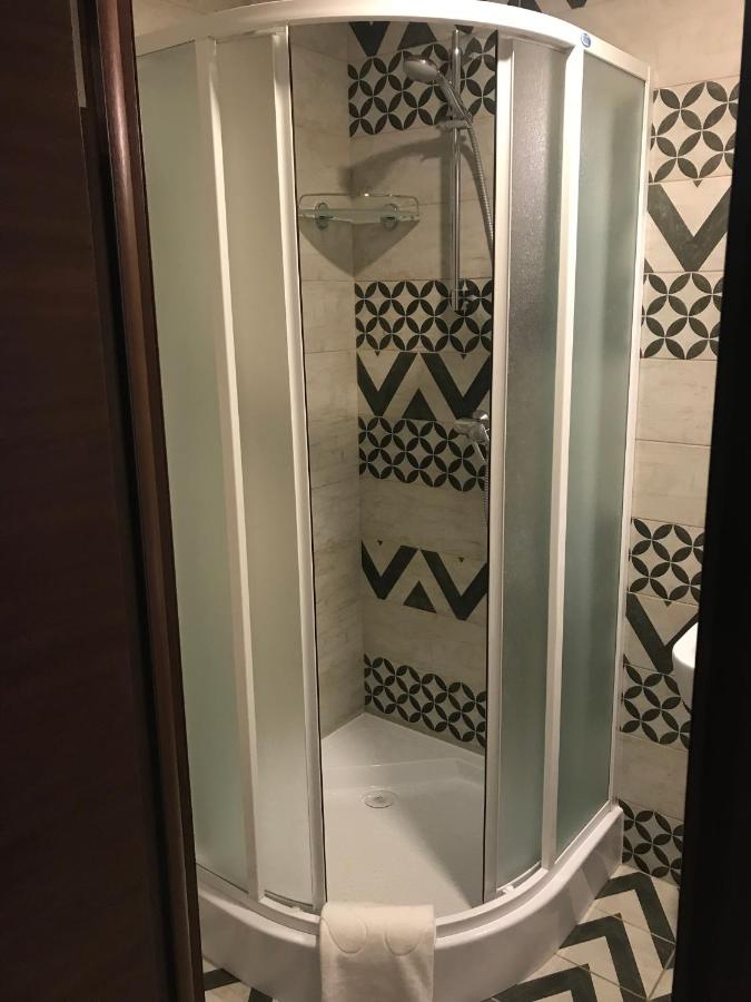 Энем: BIBA Motel
