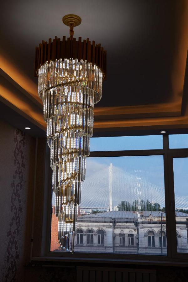 Владивосток: Holiday Hotel