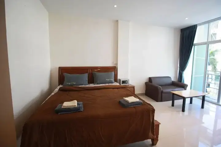 Паттайя: Nam Talay Jomtien Beach