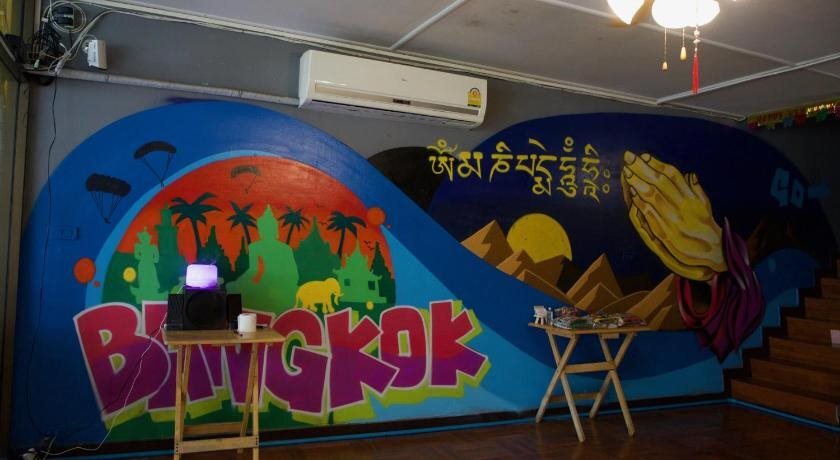 Бангкок: IDeer Hostel