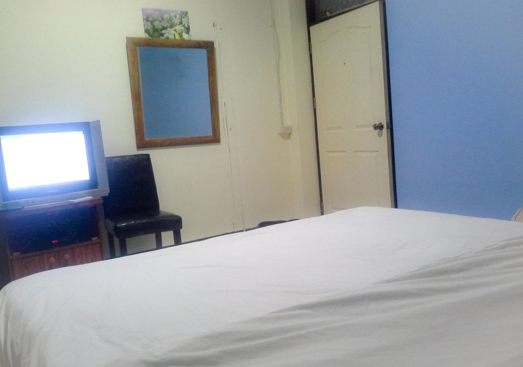 Бангкок: U Smile Guesthouse