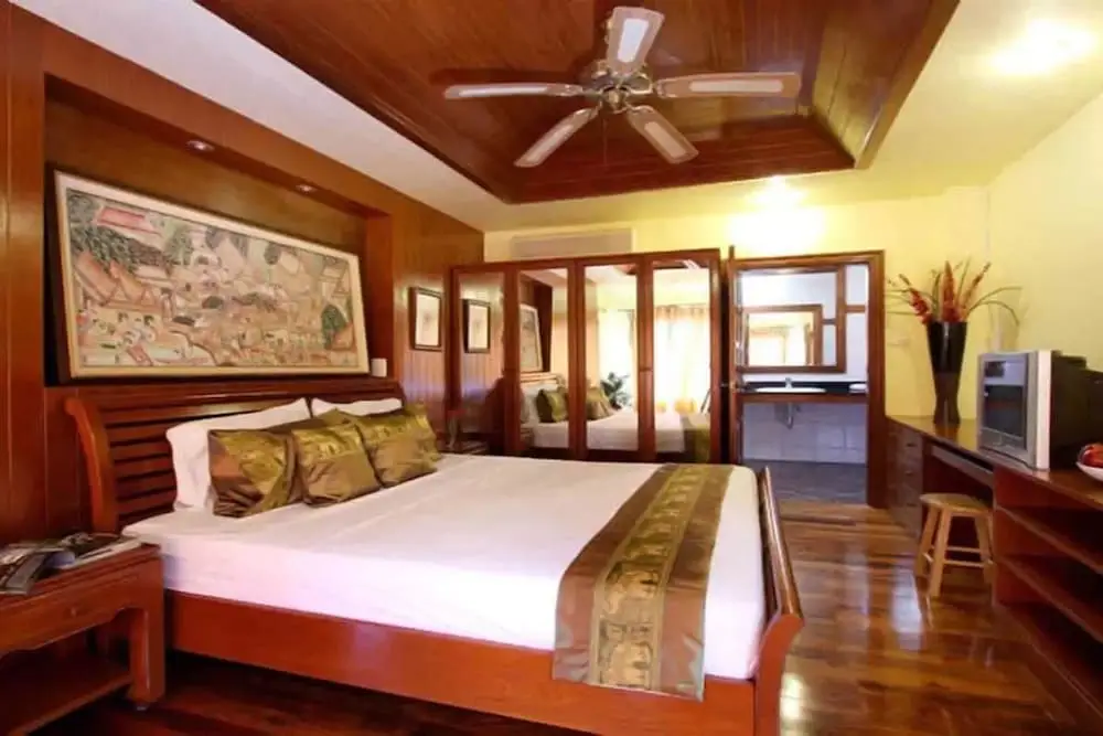 Кату: Patong Hill Estate 3