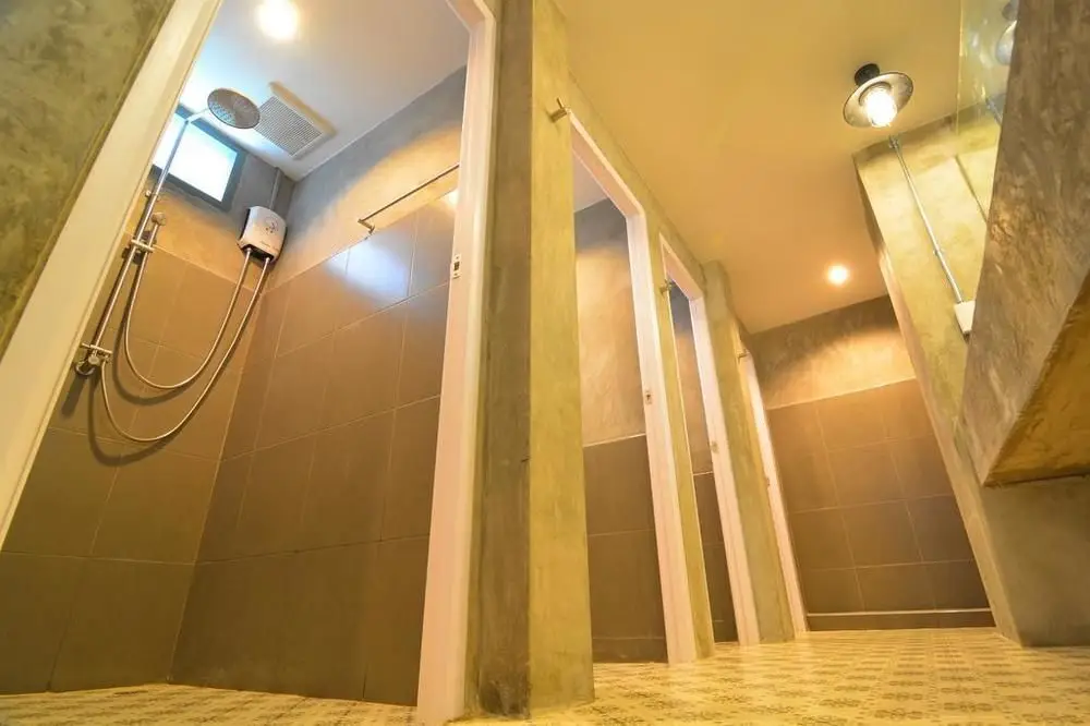 Бангкок: La Moon Hostel