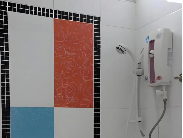 Кхонкэн: Baan Vor Sumongkol Services Apartment